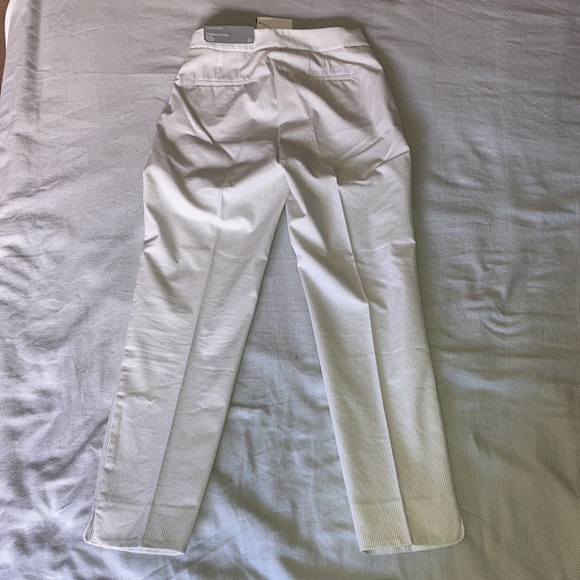 Talbots Women’s Stripped Capris - Picture 7 of 9
